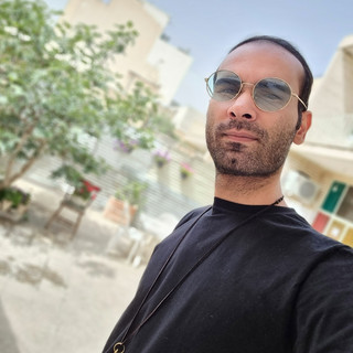 میلاد بیضا
